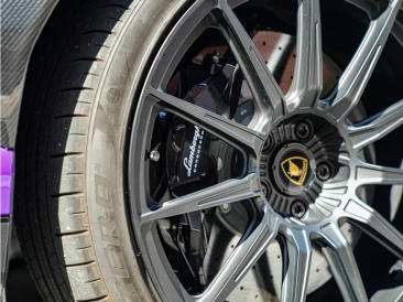 Lamborghini Urus Urus Performante — photo 34
