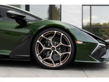 Lamborghini Revuelto Revuelto — photo 25