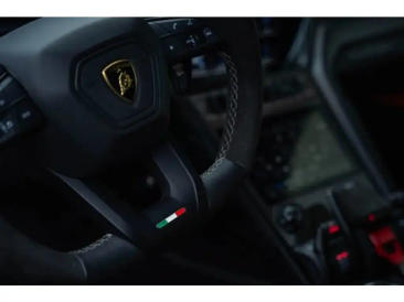 Lamborghini Urus Urus Performante — photo 24