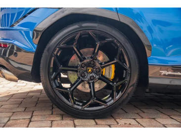 Lamborghini Urus Urus Performante — photo 13