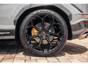 Lamborghini Urus Urus Performante — photo 16