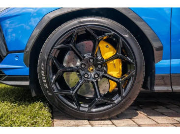 Lamborghini Urus Urus Performante — photo 15