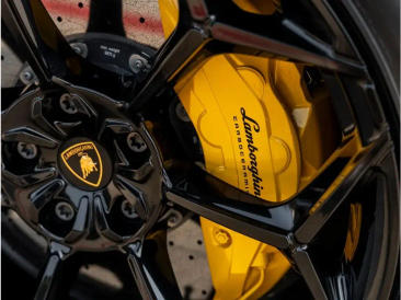 Lamborghini Urus Urus Performante — photo 14