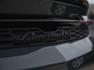 Lamborghini Urus Urus SE — photo 39