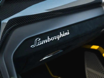 Lamborghini Urus Urus Performante — photo 14