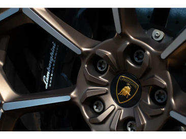 Lamborghini Urus Urus Performante — photo 12