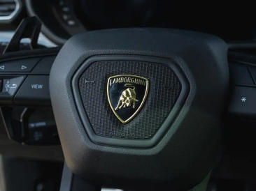 Lamborghini Urus Urus Performante — photo 19