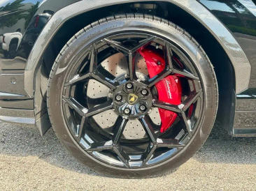Lamborghini Urus Urus Performante — photo 8