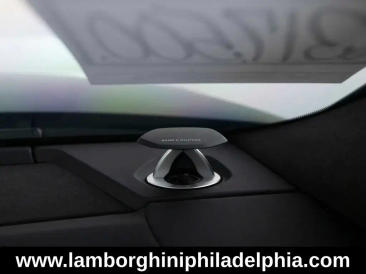Lamborghini Urus Urus SE — photo 37