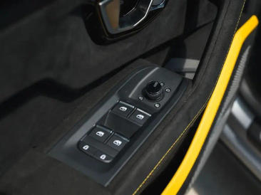 Lamborghini Urus Urus Performante — photo 24