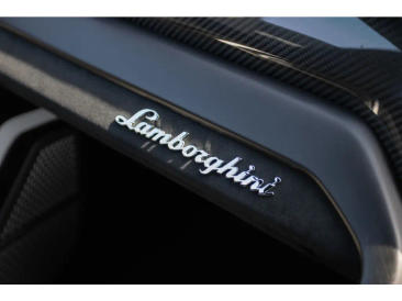 Lamborghini Urus Urus Performante — photo 20