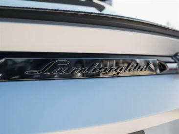 Lamborghini Urus Urus Performante — photo 30