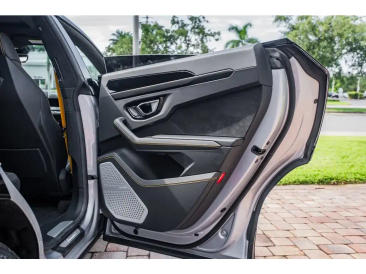 Lamborghini Urus Urus S — photo 37