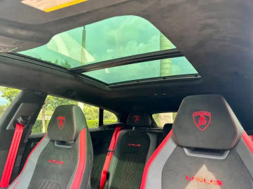 Lamborghini Urus Urus Performante — photo 30