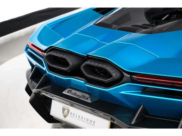 Lamborghini Revuelto Revuelto — photo 19