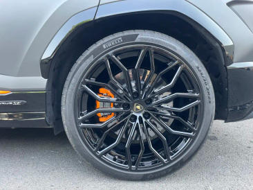 Lamborghini Urus Urus SE — photo 13