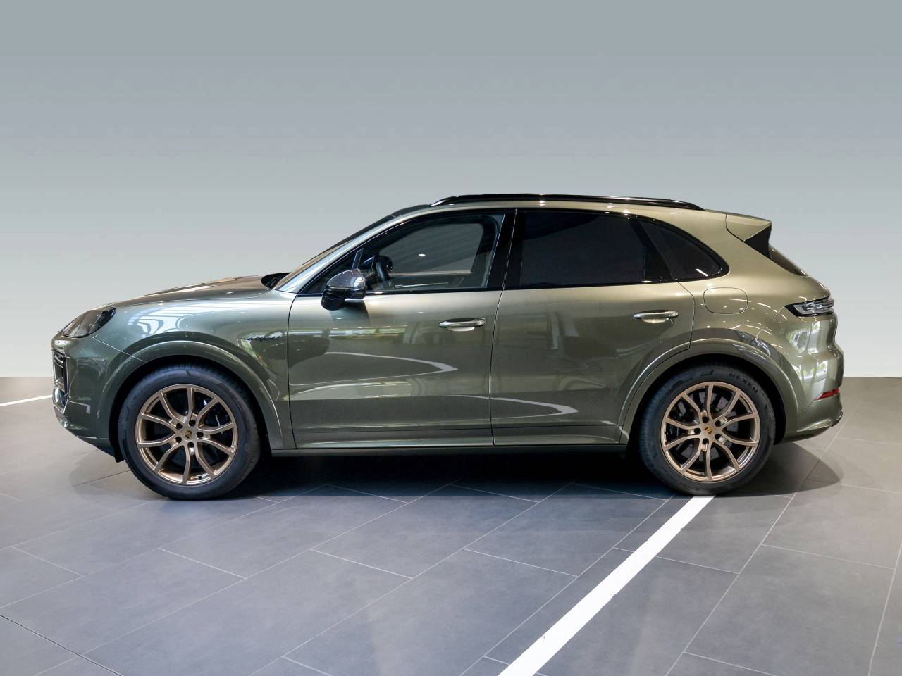 Porsche Cayenne III ph2 Turbo E-Hybrid - 2024 - Joinsteer - #2