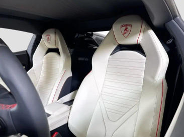 Lamborghini Revuelto Revuelto — photo 15
