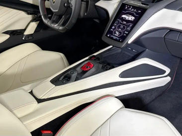 Lamborghini Revuelto Revuelto — photo 17
