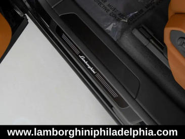 Lamborghini Urus Urus SE — photo 14
