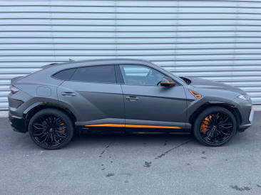 Lamborghini Urus Urus SE — photo 48
