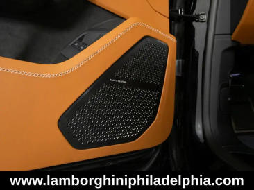 Lamborghini Urus Urus SE — photo 33