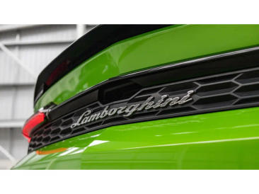 Lamborghini Urus Urus SE — photo 11