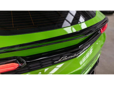 Lamborghini Urus Urus SE — photo 14