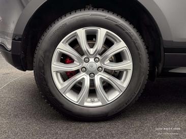 Land Rover Range Rover Evoque P160 Dynamic SE FWD — photo 9