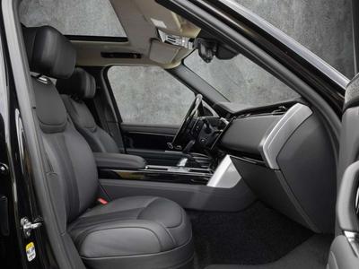 Land Rover Range Rover P550e Hybrid Autobiography