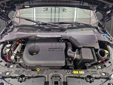 Land Rover Range Rover Evoque P270e Dynamic SE — photo 11