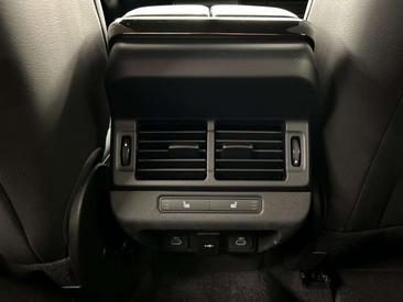 Land Rover Range Rover Evoque D165 S — photo 19