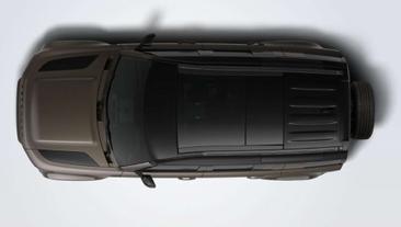 Land Rover Defender 110 X-Dynamic SE P300e — photo 4