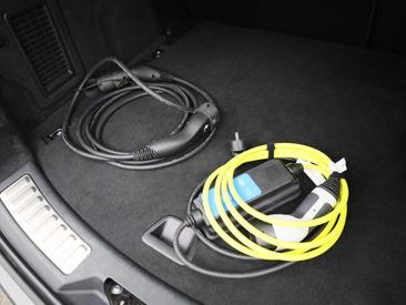 Land Rover Discovery Sport P300e PHEV AWD Auto R-Dynamic S — photo 14
