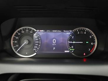 Land Rover Discovery Sport P300e PHEV AWD Auto R-Dynamic S — photo 18