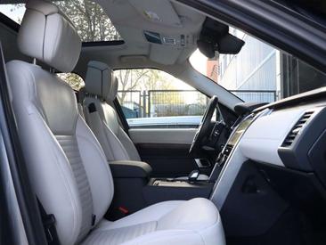 Land Rover Discovery 3.0D I6 HSE Aut. 300 Gris — photo 18