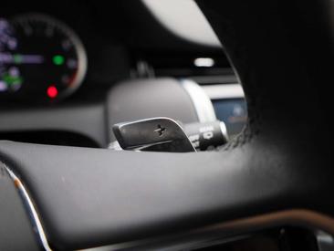 Land Rover Discovery Sport P300e PHEV AWD Auto R-Dynamic S — photo 21