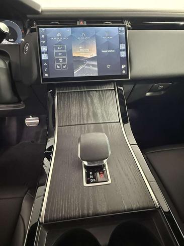 Land Rover Range Rover Velar 2.0 P400e R-Dynamic HSE / Plug-In Hybrid — photo 13