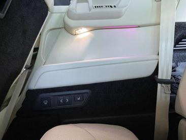 Land Rover Range Rover D350 — photo 23