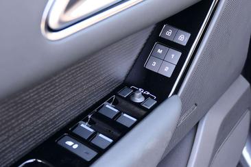 Land Rover Range Rover Velar Dynamic SE AWD Auto. 26MY D200 — photo 13