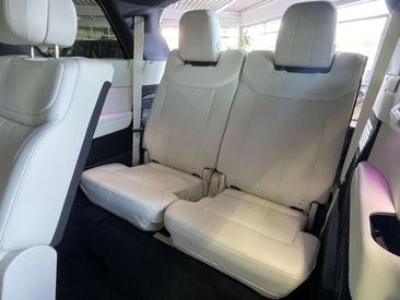 Land Rover Range Rover D350 — photo 24