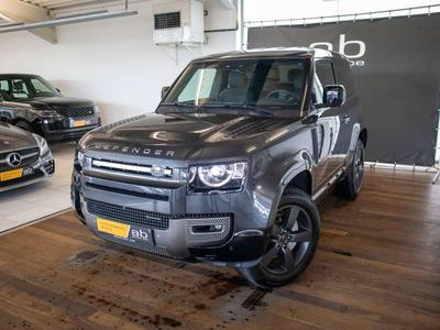 Land Rover Defender 90 X-Dynamic SE D300