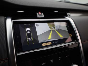 Land Rover Discovery Sport P300e PHEV AWD Auto R-Dynamic S — photo 30