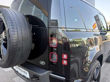 Land Rover Defender 90 Noir 5.0 V8 AWD Aut. — photo 10