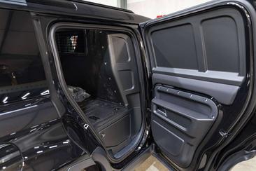 Land Rover Defender 110 HARDTOP S D250 — photo 27