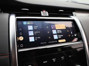 Land Rover Discovery Sport P300e PHEV AWD Auto R-Dynamic S — photo 31