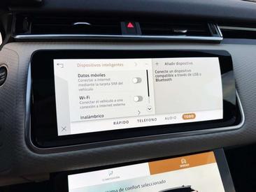 Land Rover Range Rover Velar 2.0D I4 MHEV R-Dynamic S 4WD Aut. 204 R-Dynamic S — photo 31