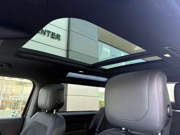 Land Rover Defender 90 Noir 5.0 V8 AWD Aut. — photo 14