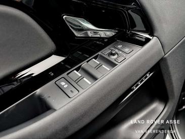 Land Rover Range Rover Evoque P270e S — photo 13
