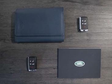 Land Rover Discovery 3.0D I6 HSE Aut. 300 Gris — photo 39